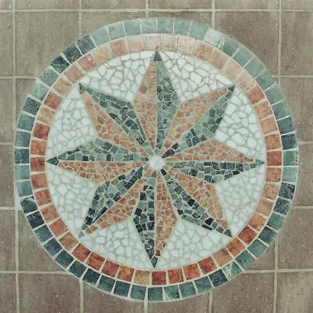 Piccola فندق سيينا