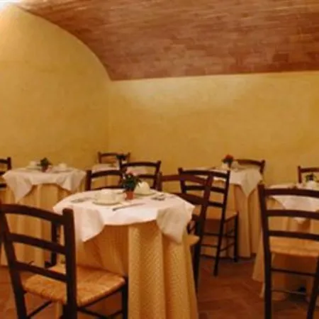 Piccola 3* سيينا